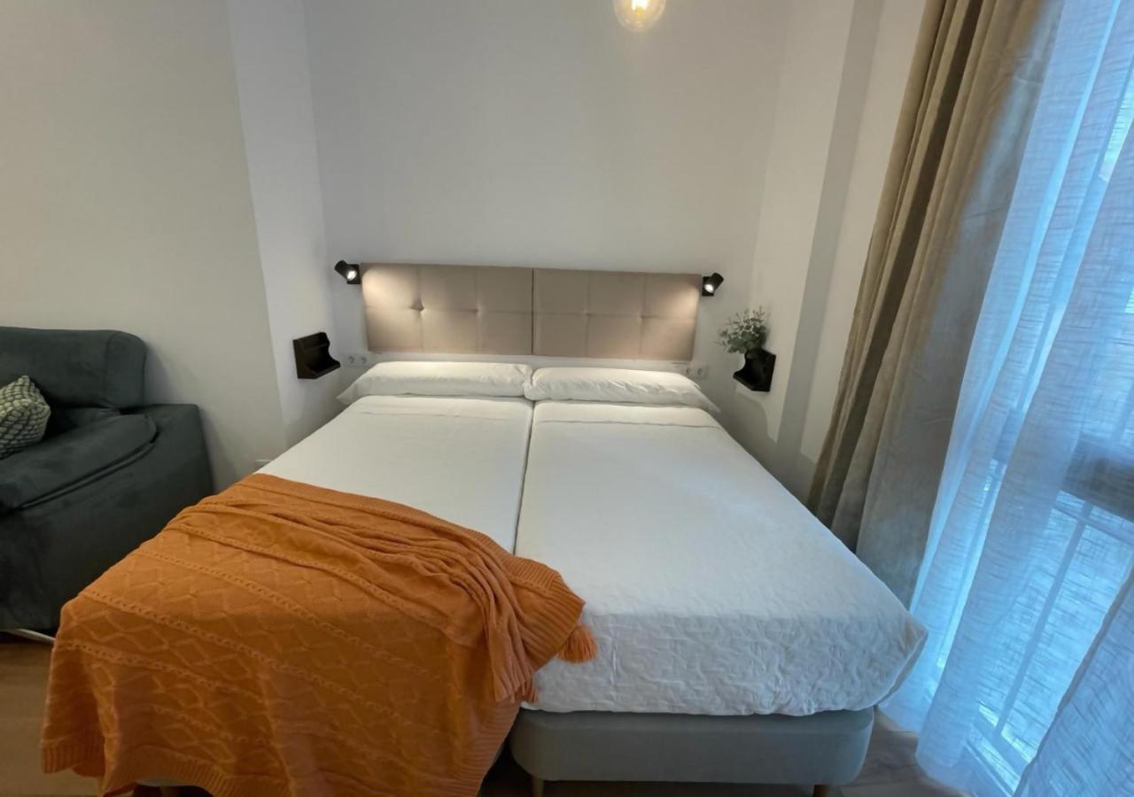Global Suites Sevilla Ngoại thất bức ảnh