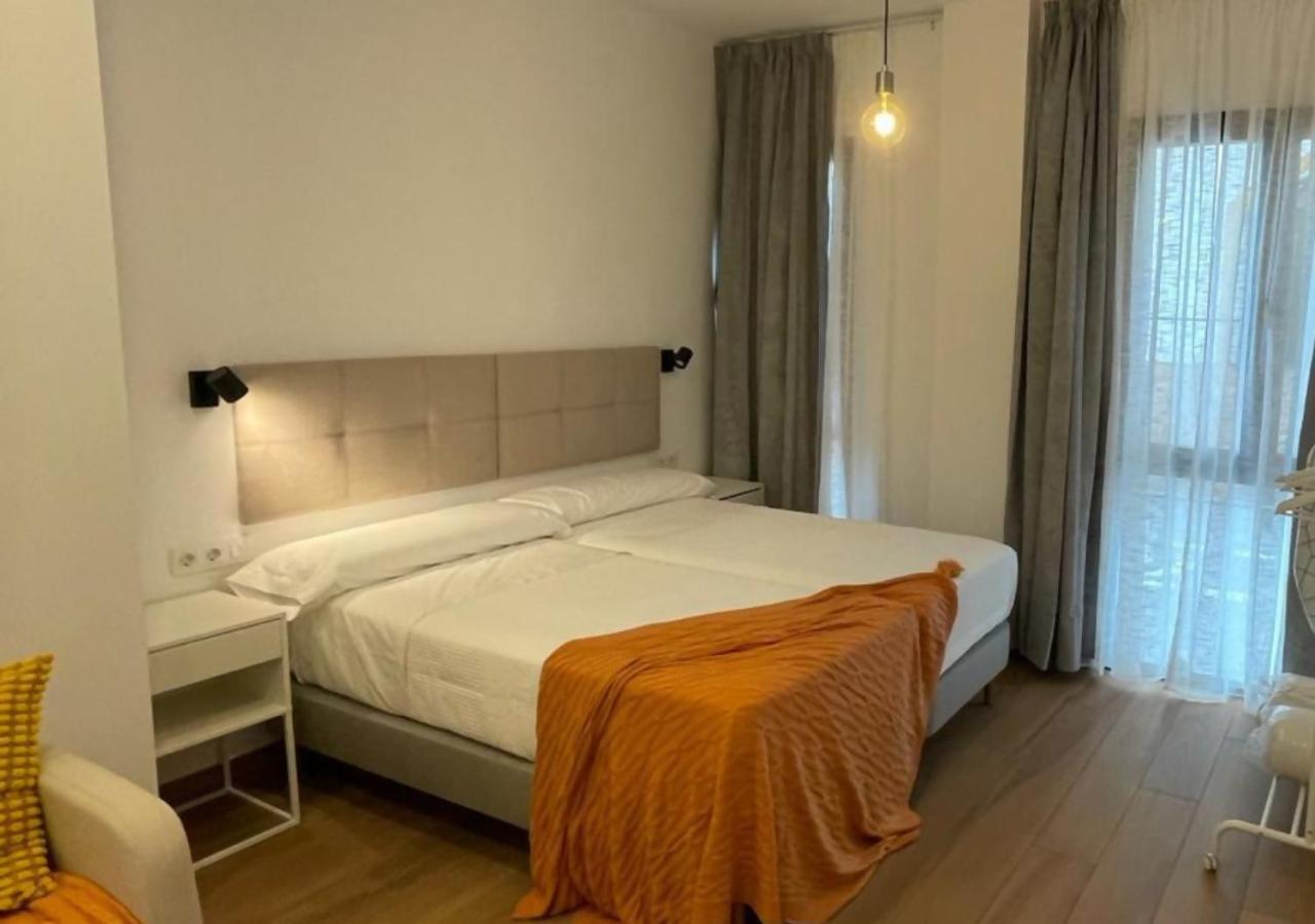 Global Suites Sevilla Ngoại thất bức ảnh
